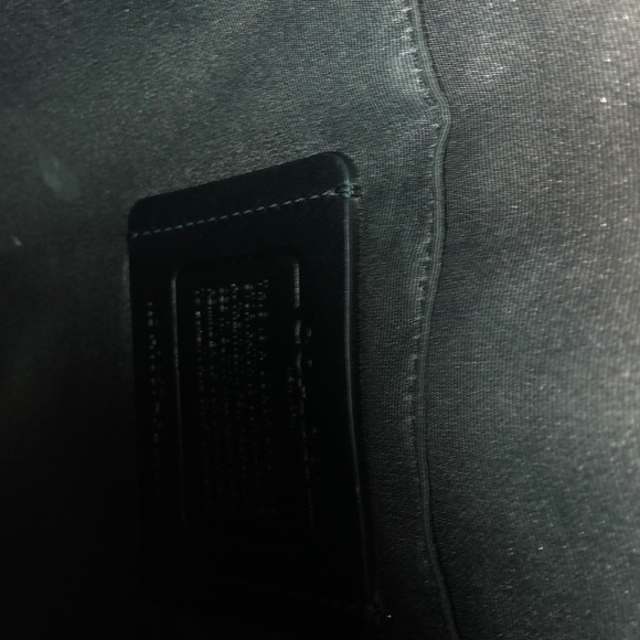 Coach men’s shoulder messenger bag - Picture 7 of 8